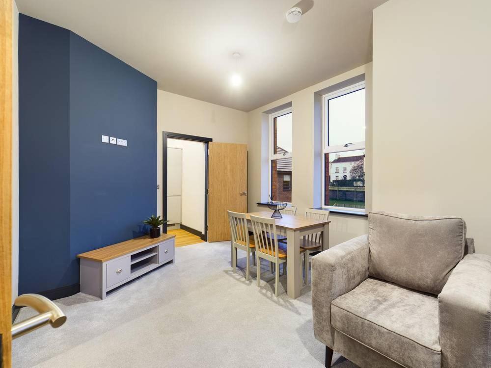 וואלסי Gibson Manor Apartments מראה חיצוני תמונה